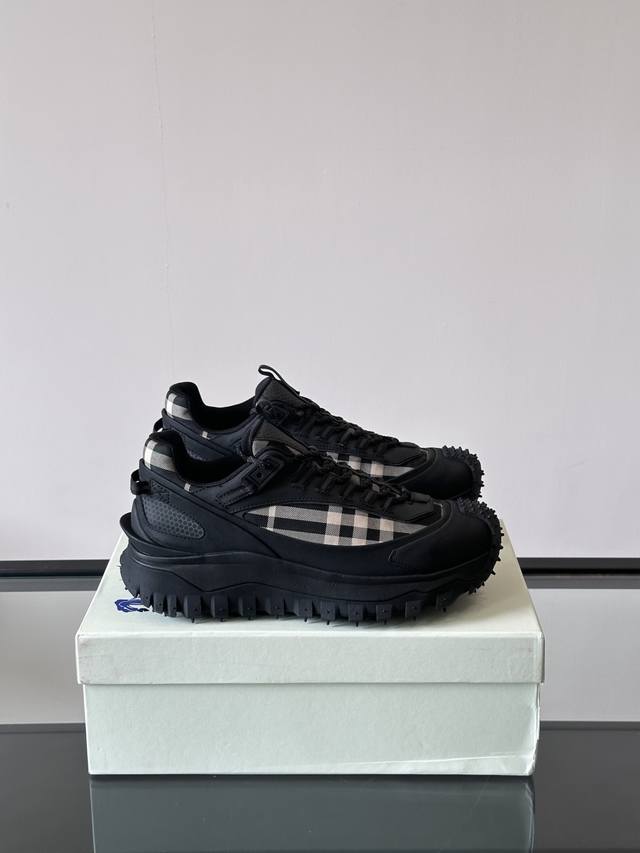 Burberry Premium Size: 39-44, 38.45 Custom-Made Burberry Outdoor Lace-Up Sneaker
