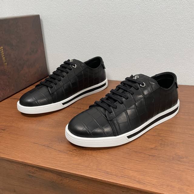 Stefano Ricci Men's New Leather Casual Sports Skate Shoes From An Italian Luxury