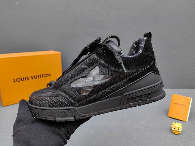 Retail Price: Luxury Trainer Casual Sneakers, Featuring Designer Virgil Abloh's