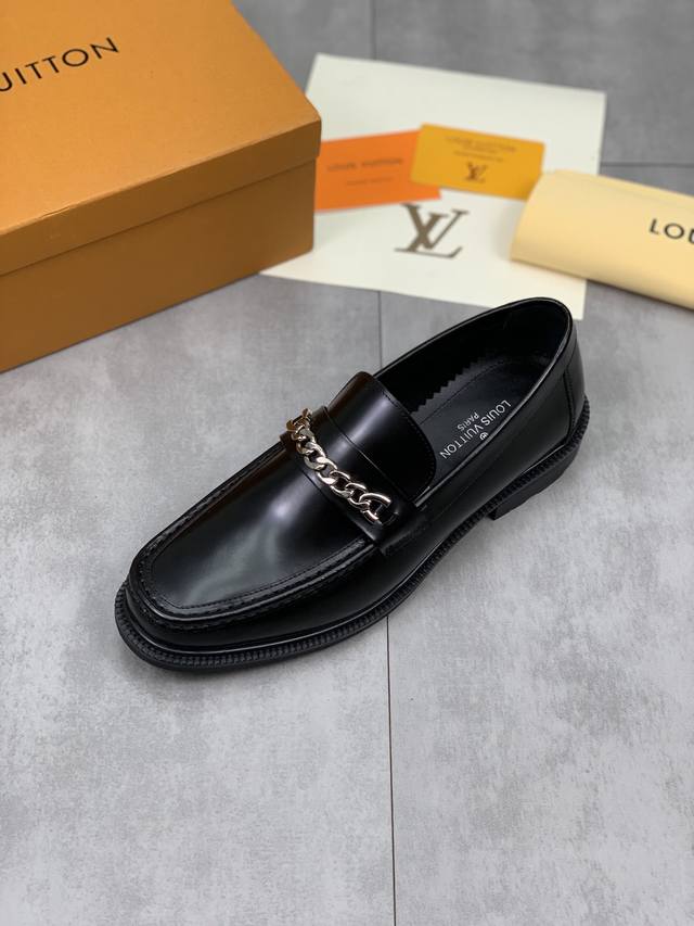 Factory Price P Actual Price Water-Dyed Cowhide Lv Louis Vuitton Business Leathe