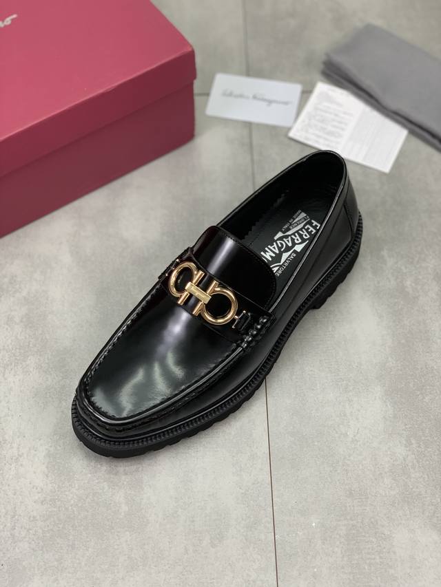 Factory Price: P Actual Price: Original Single Ferragamo Water-Washed Cowhide Le