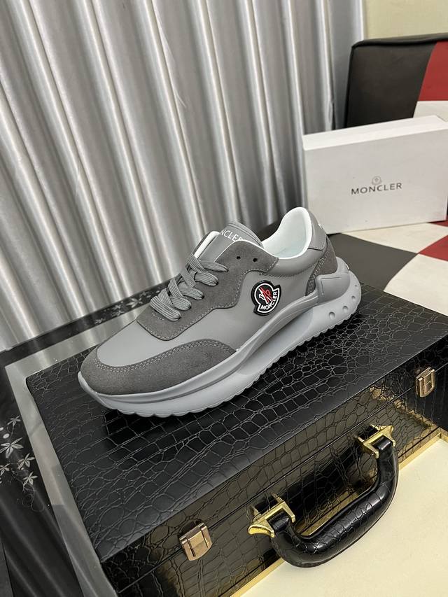 Factory Price: Moncler Low-Top Casual Shoes Standard Sizes: 38-46 Product Materi