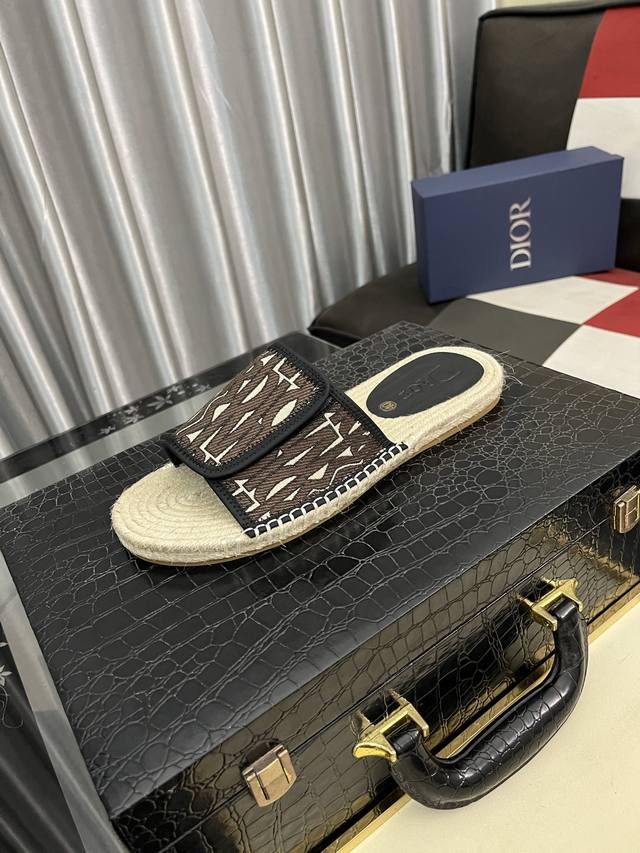 Factory Price: Dior Original Quality, 2025 New Men's Casual Sandals, Original Le