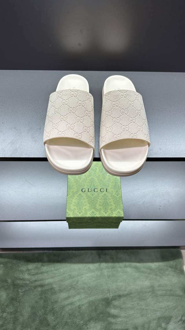 G Home New Arrival Men's Sizes 39 45, 46. Custom Made These Slippers Are Crafted