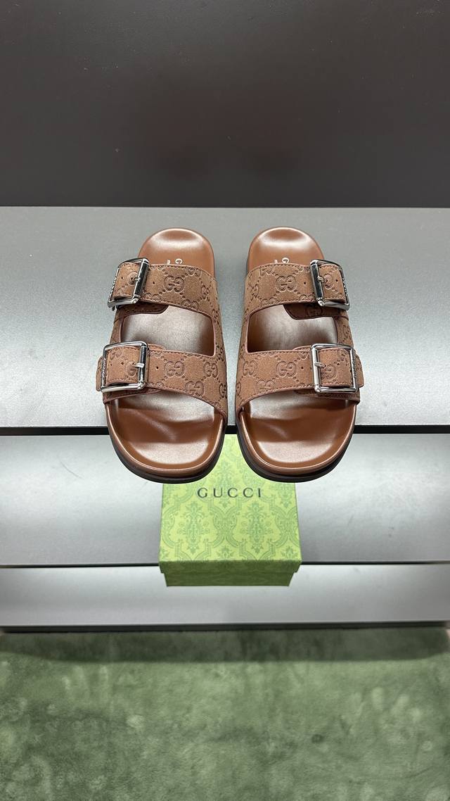 G Home New Arrival Men's Sizes 39 45, 46. Custom Made These Slippers Are Crafted