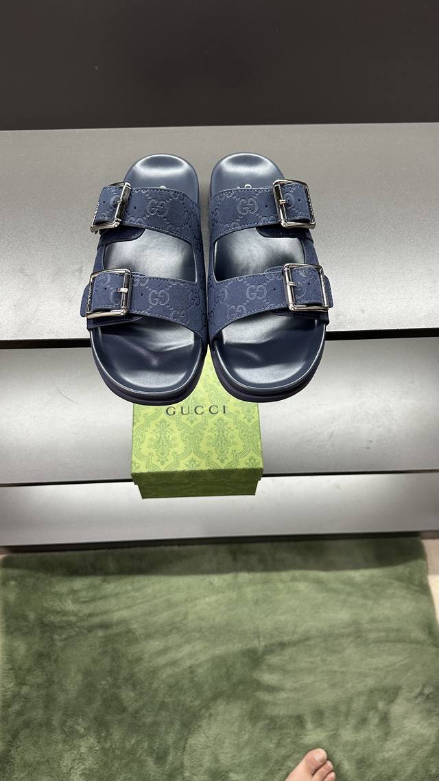 G Home New Arrival Men's Sizes 39 45, 46. Custom Made These Slippers Are Crafted