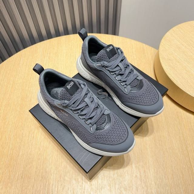 Factory P Boss New Men's Sports Shoes - A Renowned Sports Brand's New Model Is N