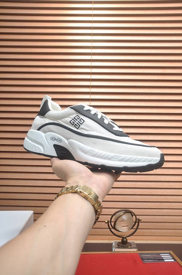 Factory Price P Givenchy. Available Simultaneously At Givenchy Stores. Upper: It