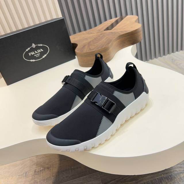 Prada New Men's Nylon Fabric Sneakers These Sneakers Blend Elegant And Innovativ