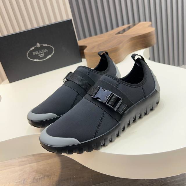 Prada New Men's Nylon Fabric Sneakers These Sneakers Blend Elegant And Innovativ