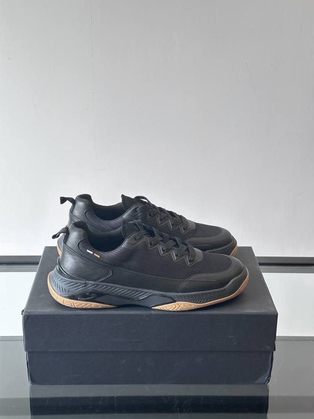 Boss Men's Casual Sports Shoes, Original Molded Design, Top-Grain Leather Combin