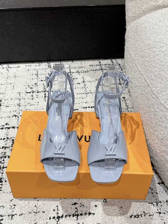 Louis Vuitton 25 Spring/Summer Latest Takashi Murakami Collaboration Swing Lates