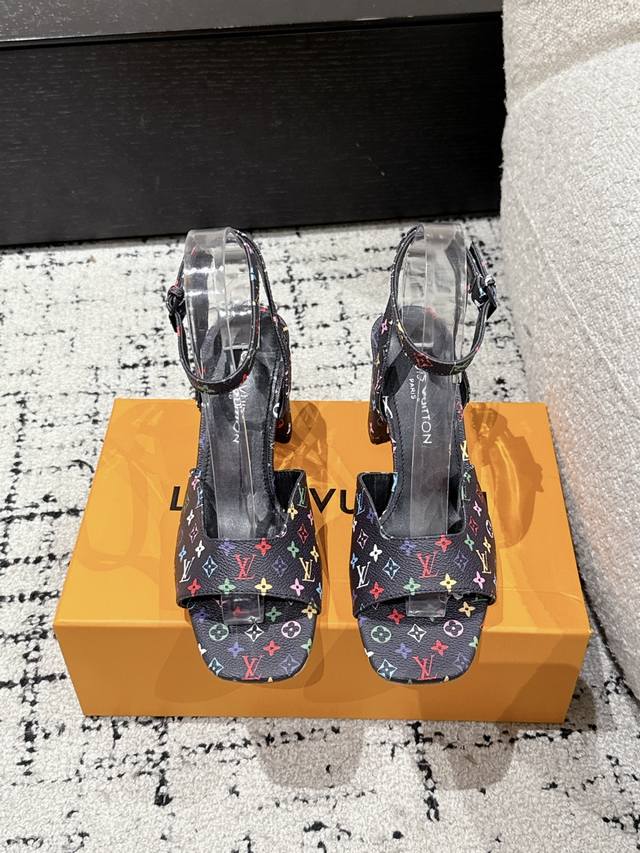 Louis Vuitton 25 Spring/Summer Latest Murakami Collaboration Swing Latest Chunky