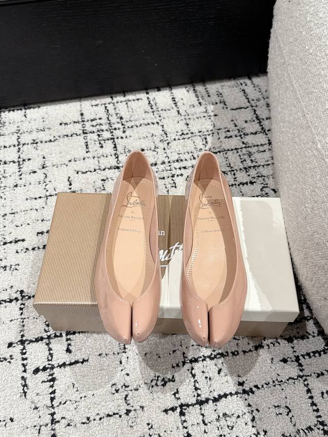 Christian Louboutin X Maison Margiela 25 Spring/Summer Latest Collaboration Spli