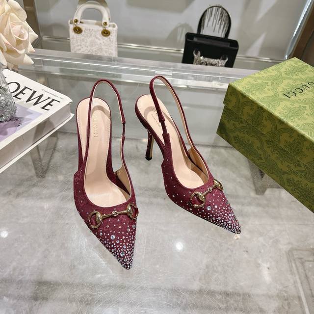 Burgundy G-Diamond 35-41 This Shoe Is Adorned With Dazzling Multi-Faceted Crysta