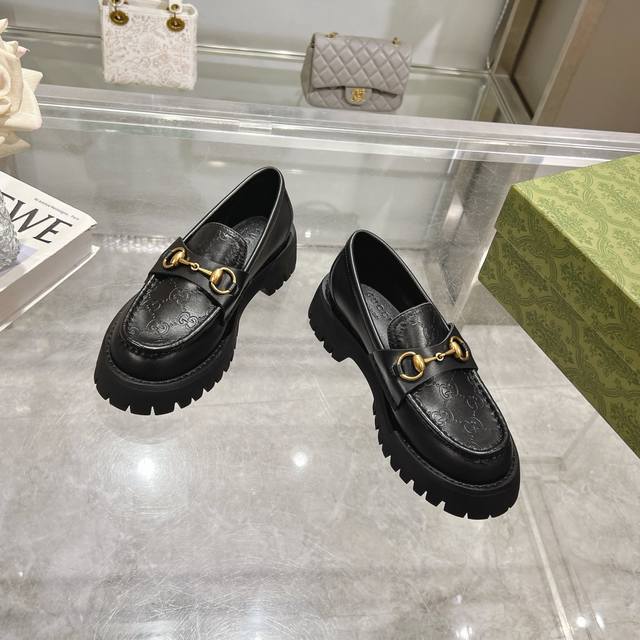12 Black 35-41 41. As An Important Design Element Across Gucci's Collections, Th