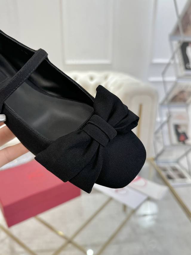Latest Spring Collection From The Boutique, French-Style Bow-Tie Chunky Heel Mar