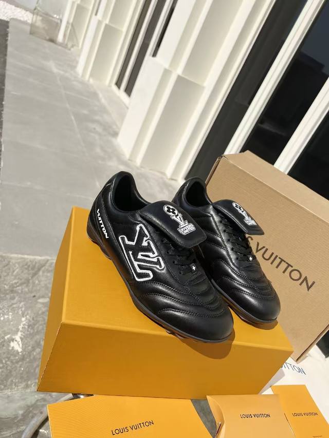 Factory Price Pp 2025 New Model Lv Couple Matching Sneakers, Wear Them And You'r