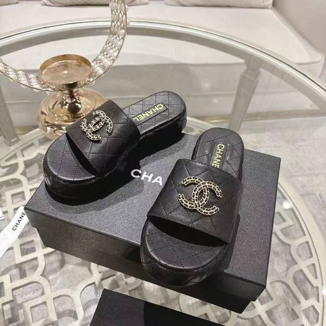 Chanel 2025 Little Chanel C-House Thick-Soled Sandals Series, With The Official