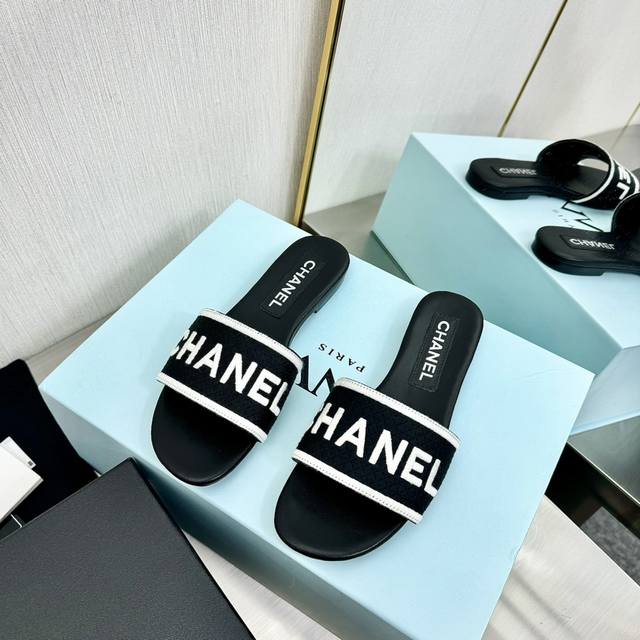 Chanel 24Ss Spring/Summer New Arrival Camellia Flip-Flops This Season's Camellia