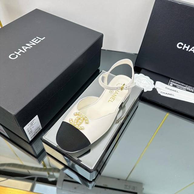 Factory Price Pp Chanel Chanel's Latest Double C Flat Mary Jane Sandals With An