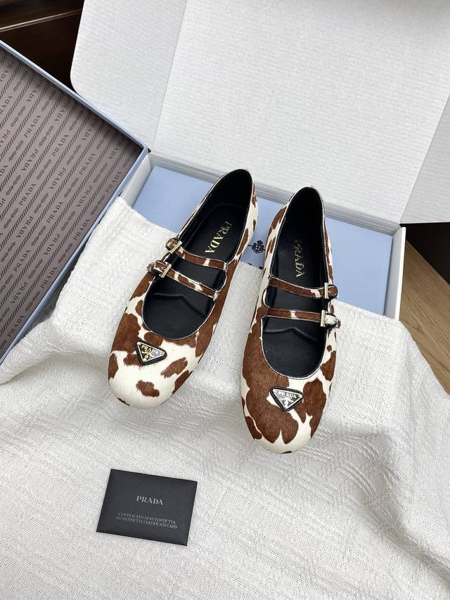 Full Set Packaging With Airplane Box Prada 2025 Latest Spring/Summer New Double-