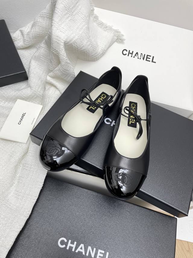 Airplane Box 10 Chan*L 25C Early Spring Milan Fashion Show Edition Super Popular