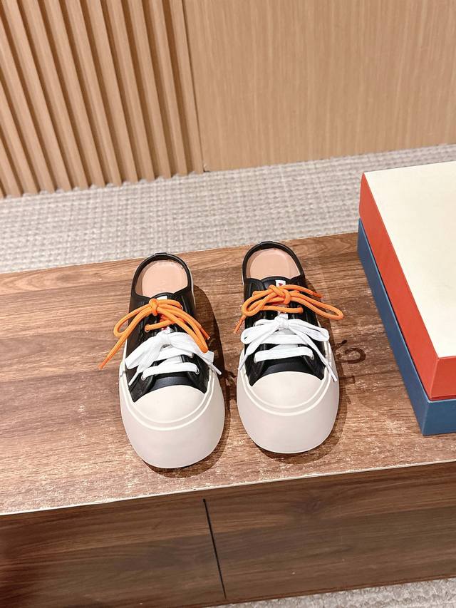 Mani's Latest Mary Jane Shoes With A Large Toe, Very Elegant And Comfortable, Av
