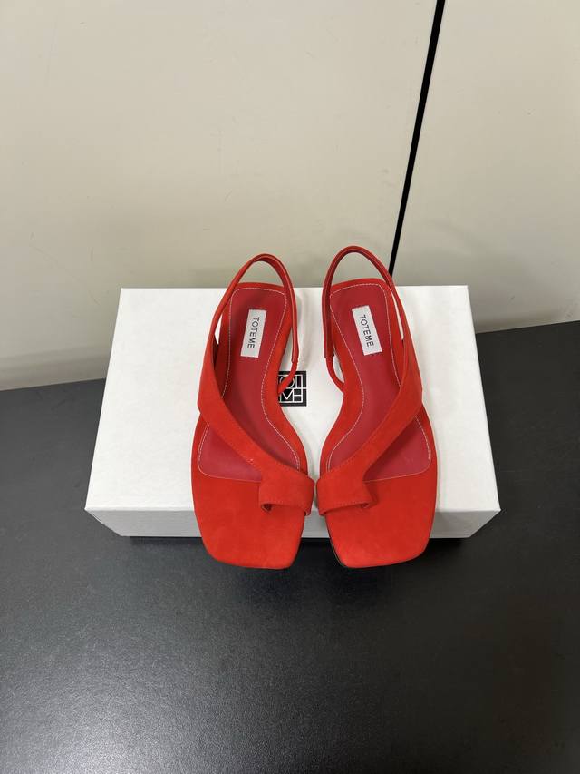 Toteme 25S Spring/Summer New Arrival Minimalist Square-Toe Flat-Heeled Sandals E