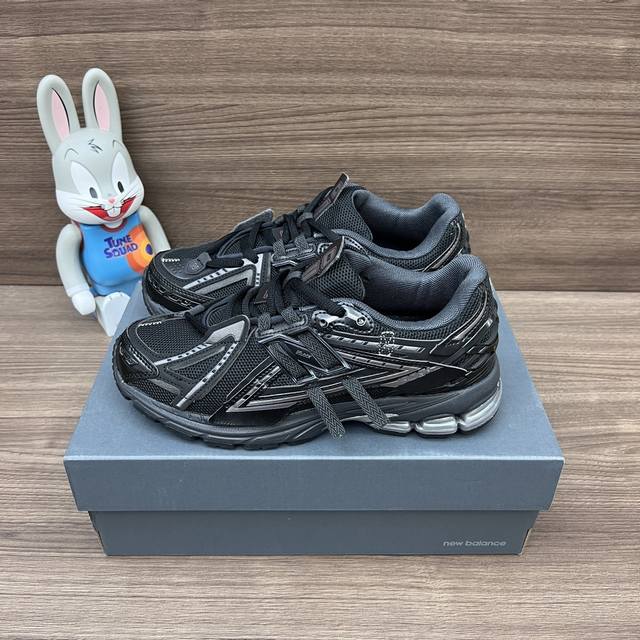 Premium Version New Balance 1906A Lace-Up Round-Toe Durable Low-Top Running Shoe