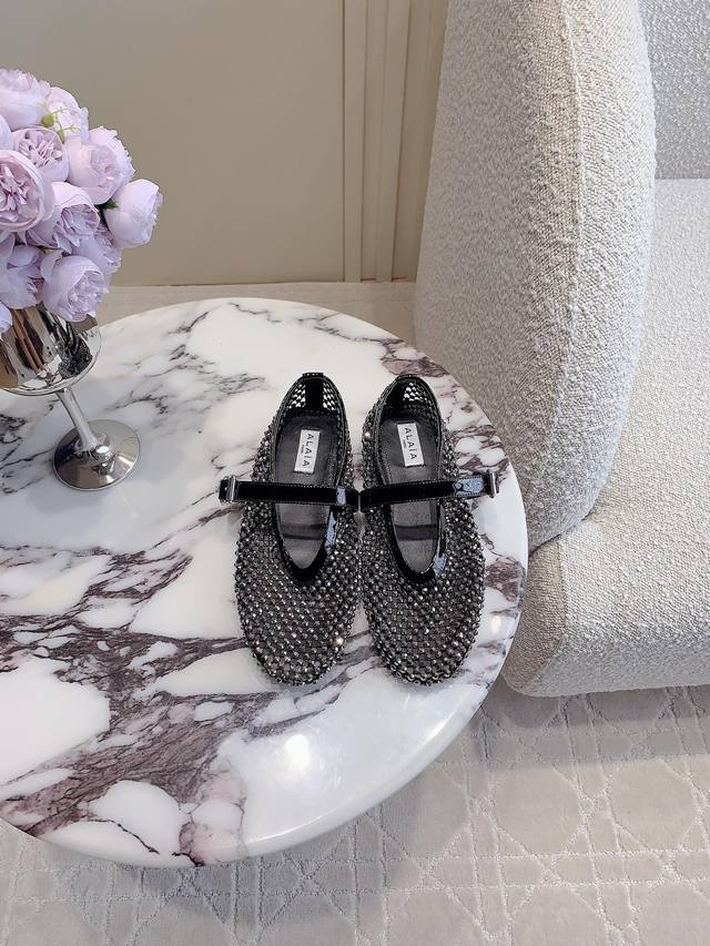 Mesh Lace, Leather Cutout, Leather-Faced Crystals. Alaia's New Cutout Crystal Fl