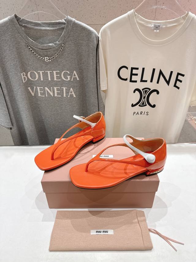 Miu Miu Runway New-Style Thong Sandals Original Disassembled Design Outperforms