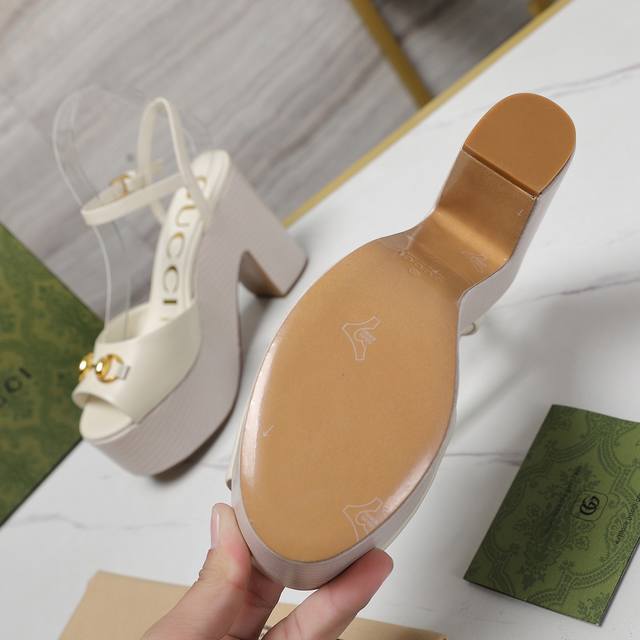 Exclusive Top-Tier Version Gucci Spring/Summer Latest Bestseller Sandal Series,