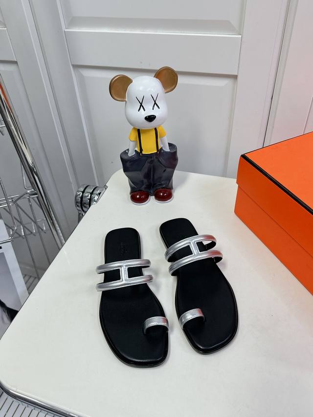 Herm S Spring/Summer New Arrival Thong Sandals H-Brand's Only Thong Sandal, Feat