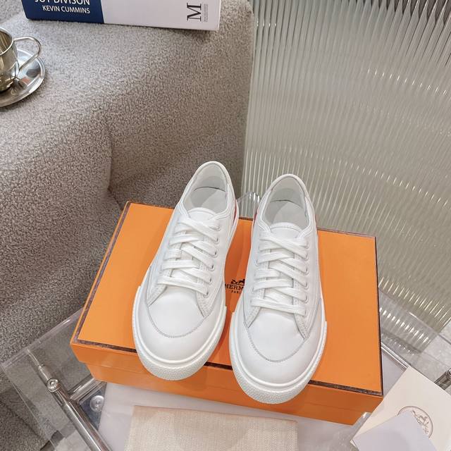 Men's Size +10 Couple's Edition! The Latest Casual White Sneakers Are Now Availa