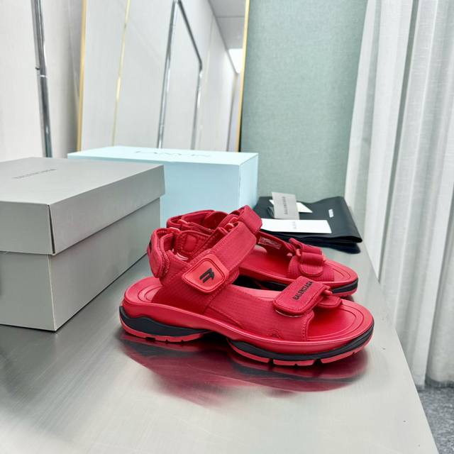 Balenciaga New Tourist Series Parisian House Magic Tape Sandals Runway Style Ori