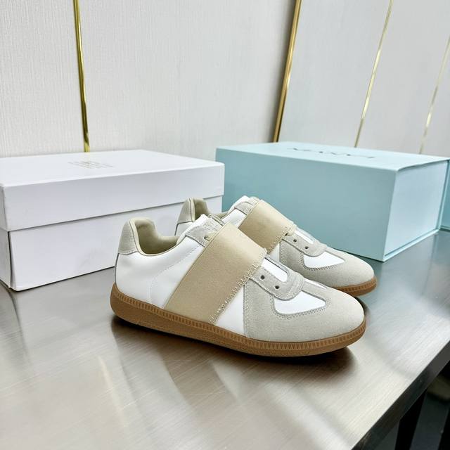 Women, Men Summer New Arrival Platform Thick Sole Style Instantly Adds 8Cm In He