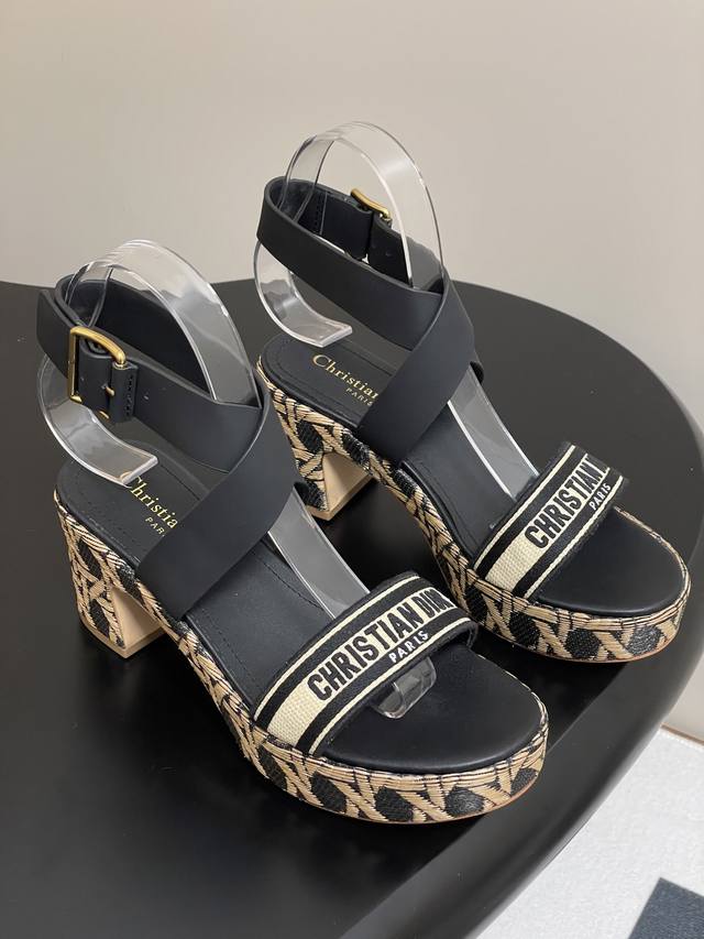 25Ss Spring/Summer New Arrival Dior D-Attitude Wedge Heel Sandals With Cross Str