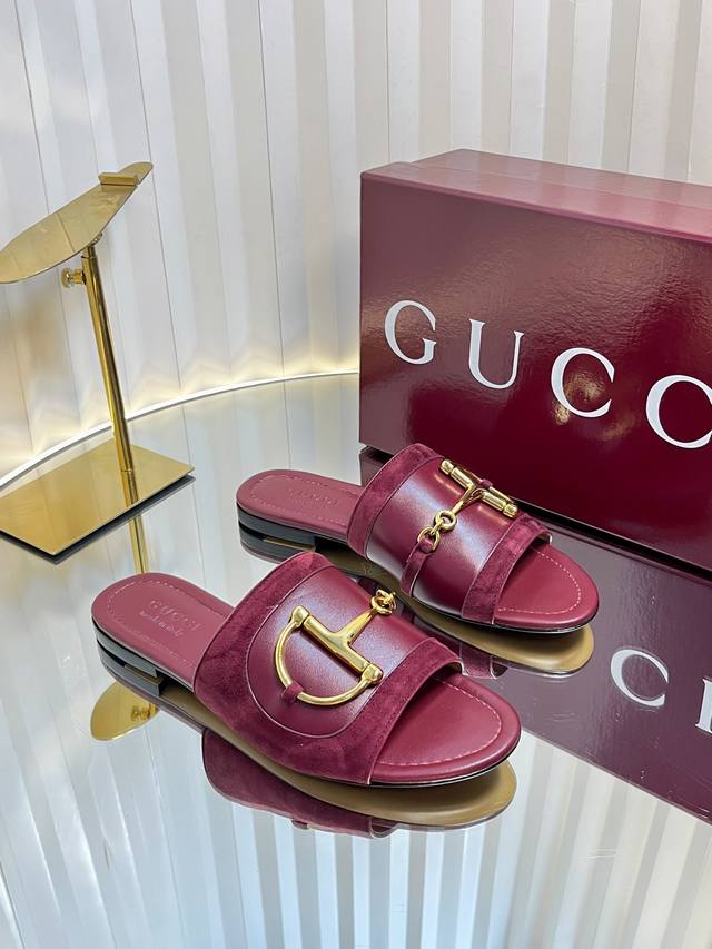 25 Ss Gucci High-Quality Gucci Latest Design Large D-Ring Buckle Sandals! Three