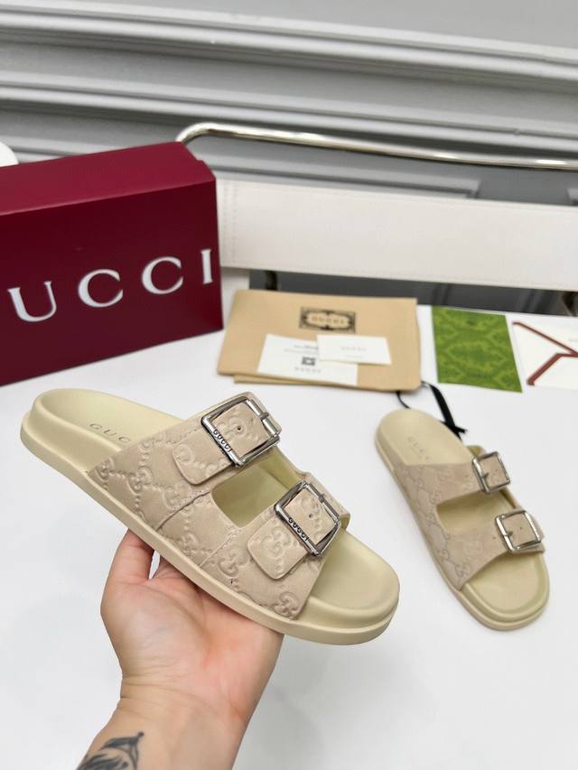 Gucci New Embossed Slippers, Tpu Composite Outsole, Carefully Crafted, Embossed