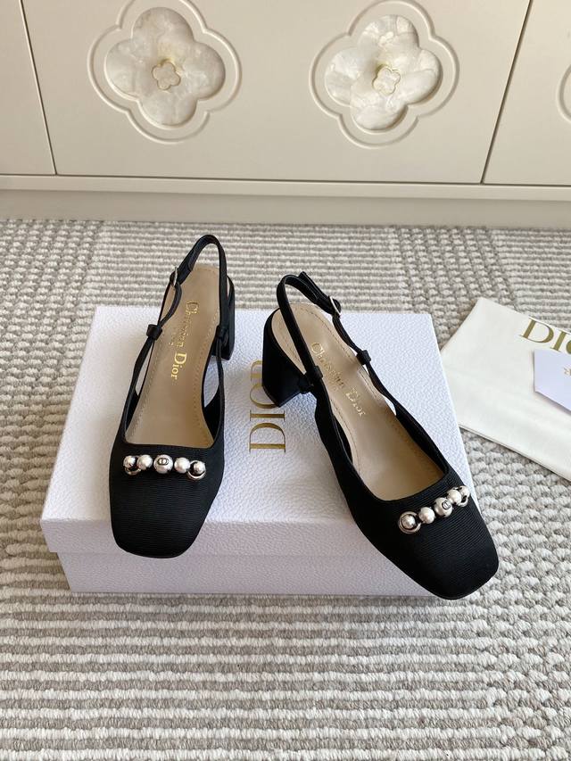 Dior New Arrival Cd Pearl Chain Chunky Heel Open-Back Sandals Top-Quality Crafts