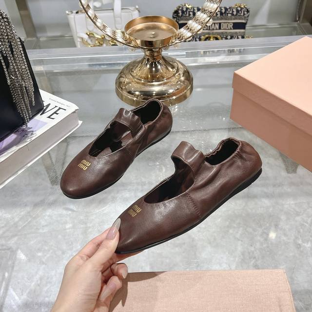 Flash Sale Price: Miumiu Miu Miu 25Ss Early Spring Runway New Arrival Slip-On El