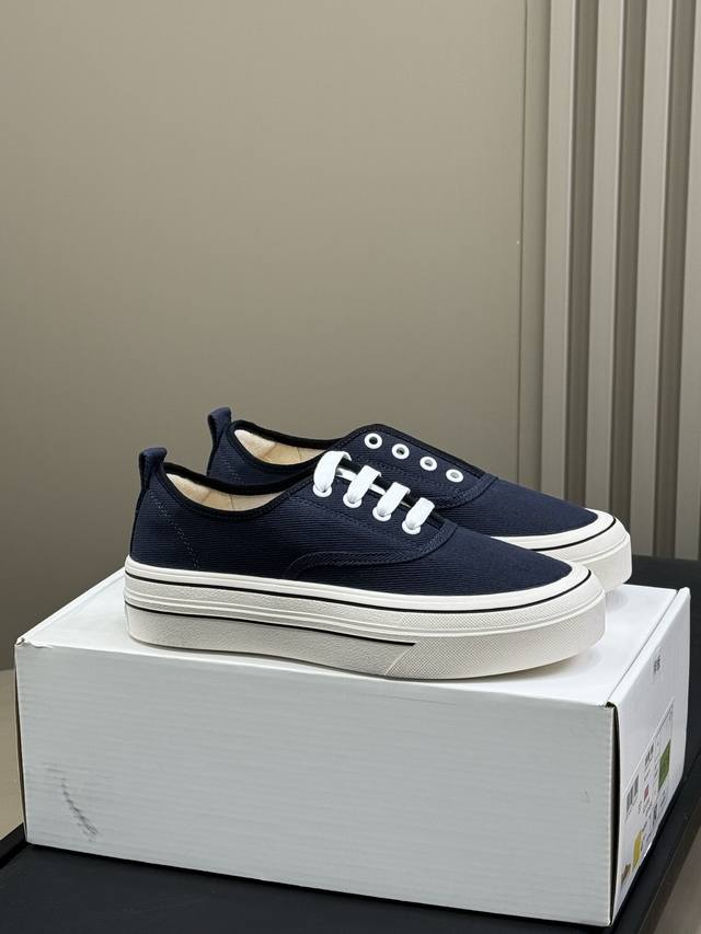 Top-Tier Version Chanel 25C New Arrival~ Classic First-Season Sneakers For The 2