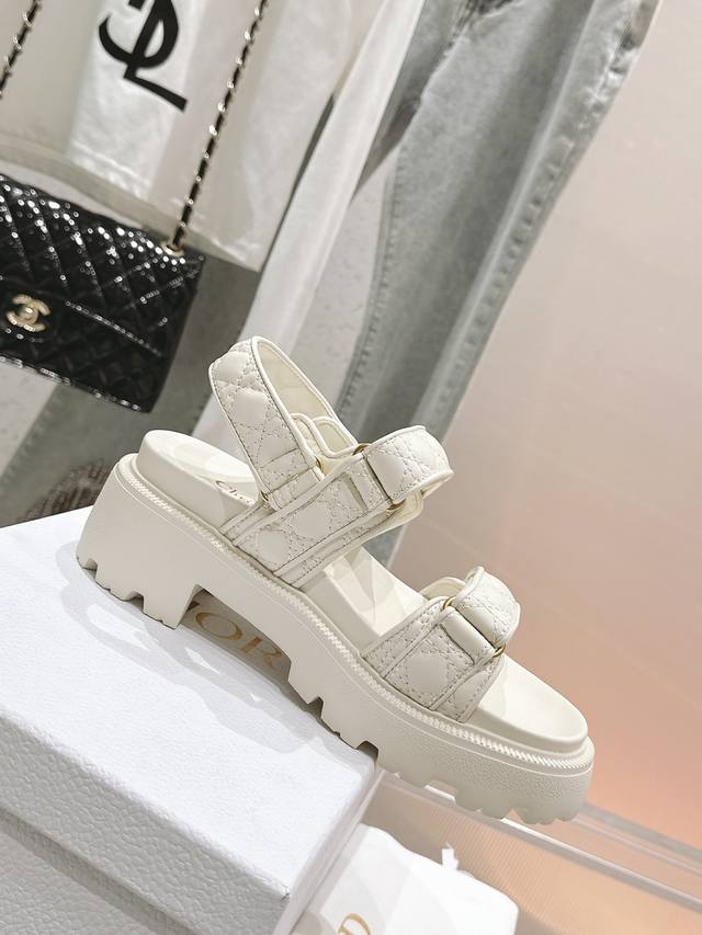 Highest Version Latest Thick Sole Series Super-Durable New Magic Tape Sandals, O