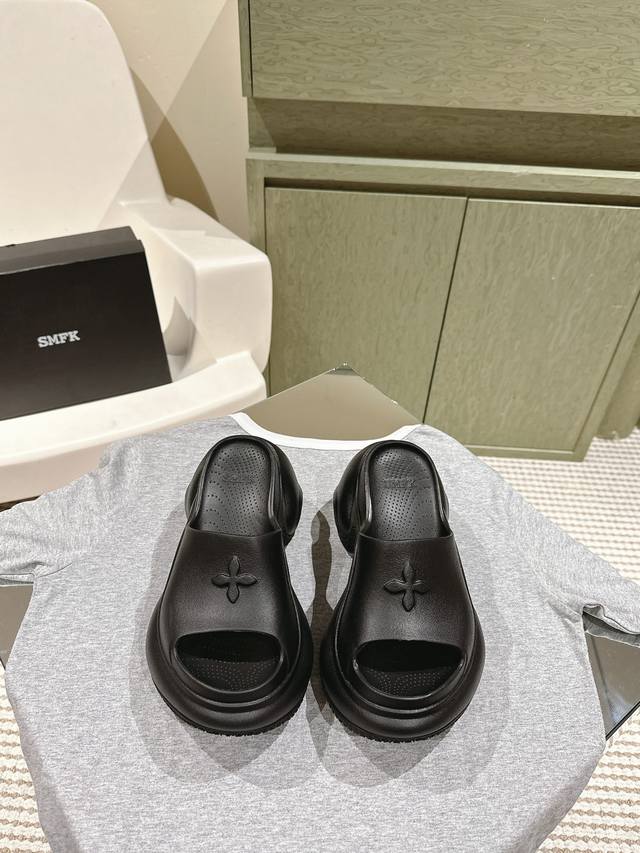 Summer's Hottest Thick-Soled Slippers! New Arrivals At The Boutique Are Hard To
