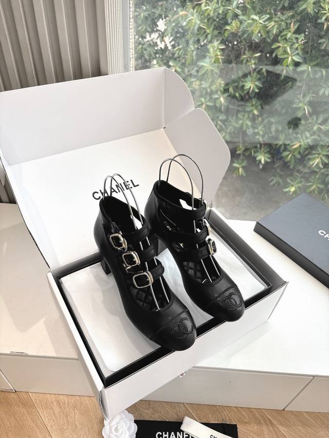 G689 Plane Box, Exactly As Shown, Premium-Grade Chane*25S Mini Chanel Early Spri