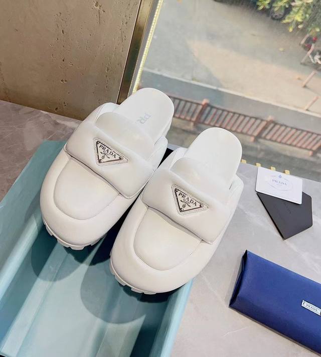 Prada Bread-Style Sandals Top-Tier Quality, Blending Elegance, Sophistication, R