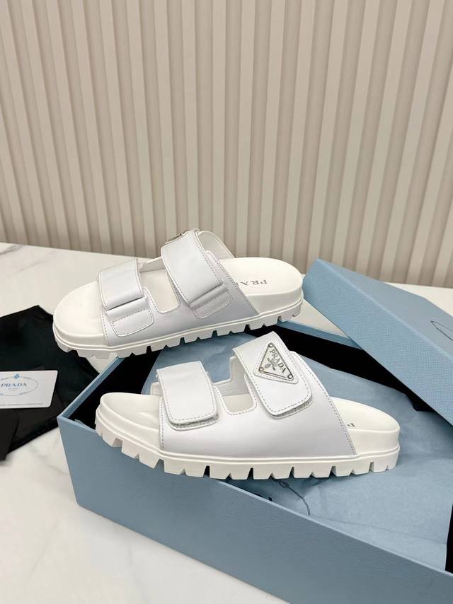 Latest Series! Prada Spring/Summer New Sandals Velcro Sandals Latest Runway Styl
