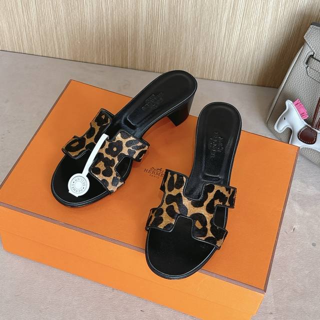 New Colorway Factory Price P Hermes Herm S H Oasis Sandal Series. Fashionable An