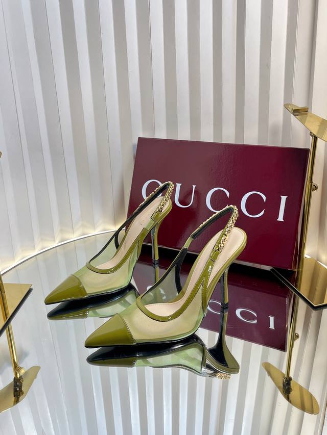Top-Tier Version: Gucci Gucci Women's G-Logo Silver-Tone Low-Heel Shoes, A Viral